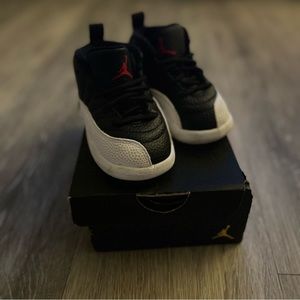 Jordan retro 12 (td) red and black